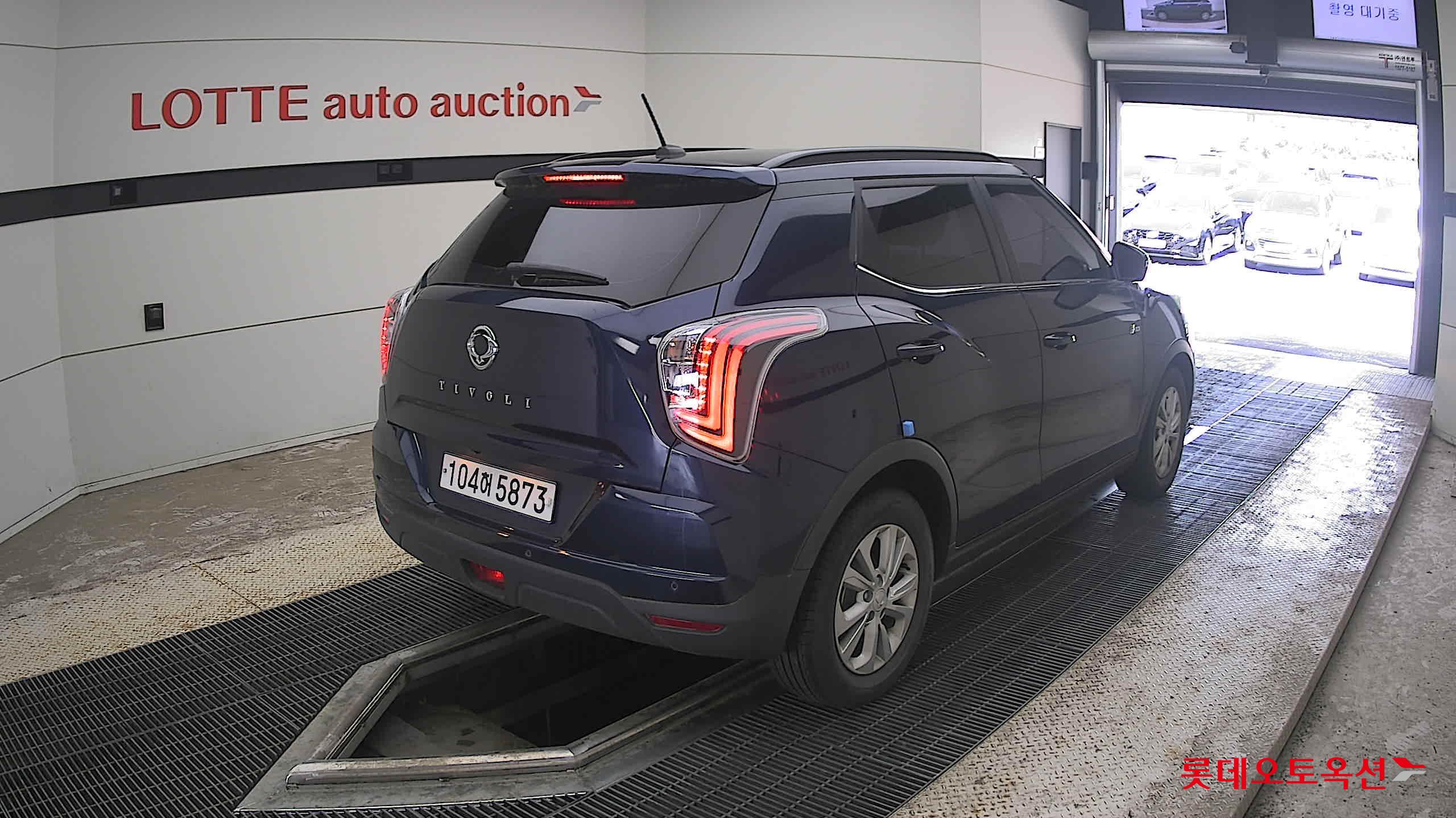 2021 - ssangyong tivoli