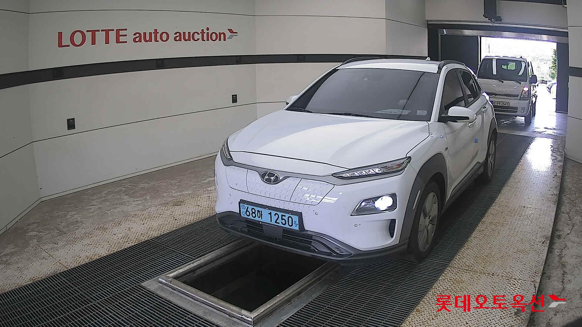 2020 - hyundai kona