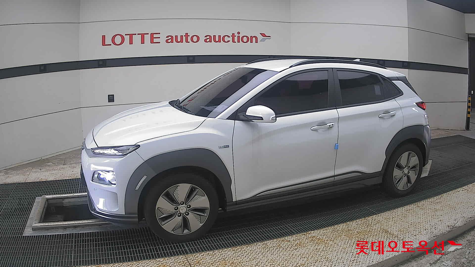 2020 - hyundai kona
