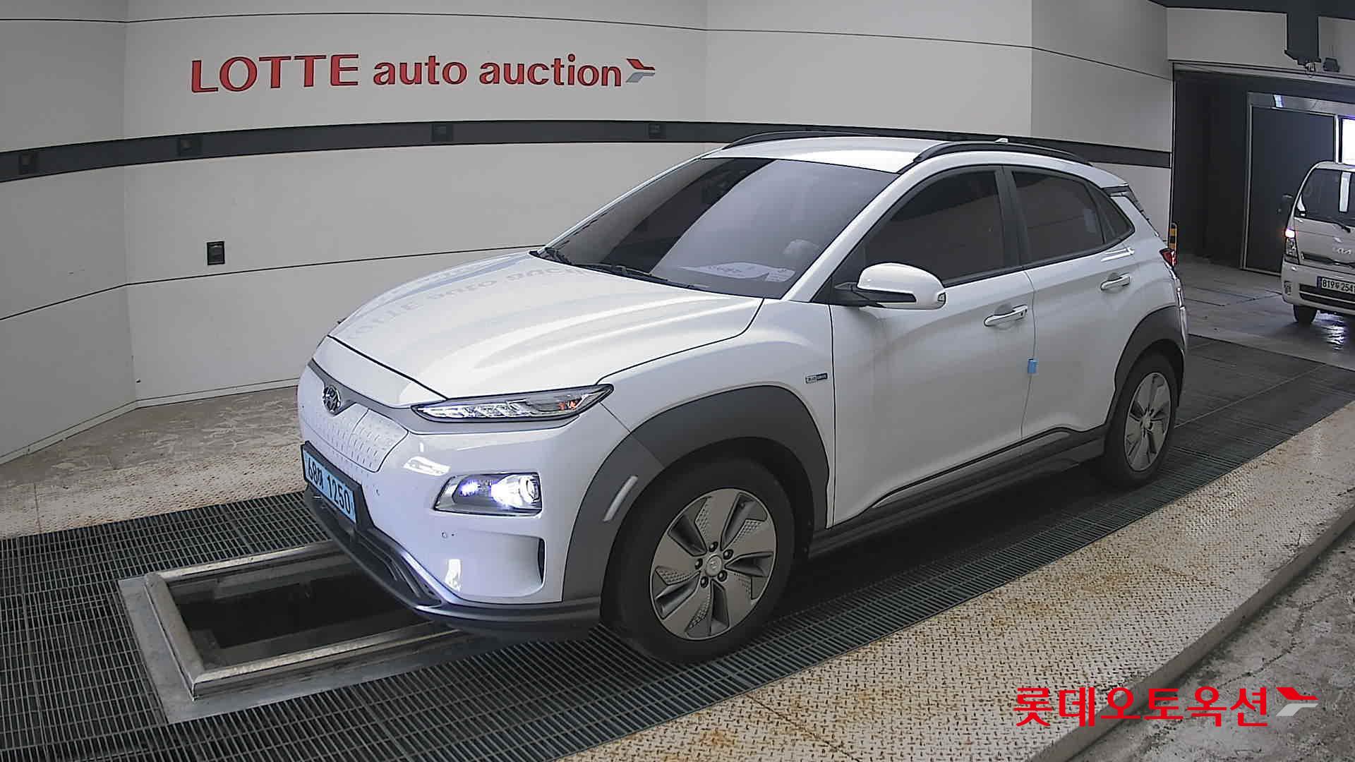 2020 - hyundai kona