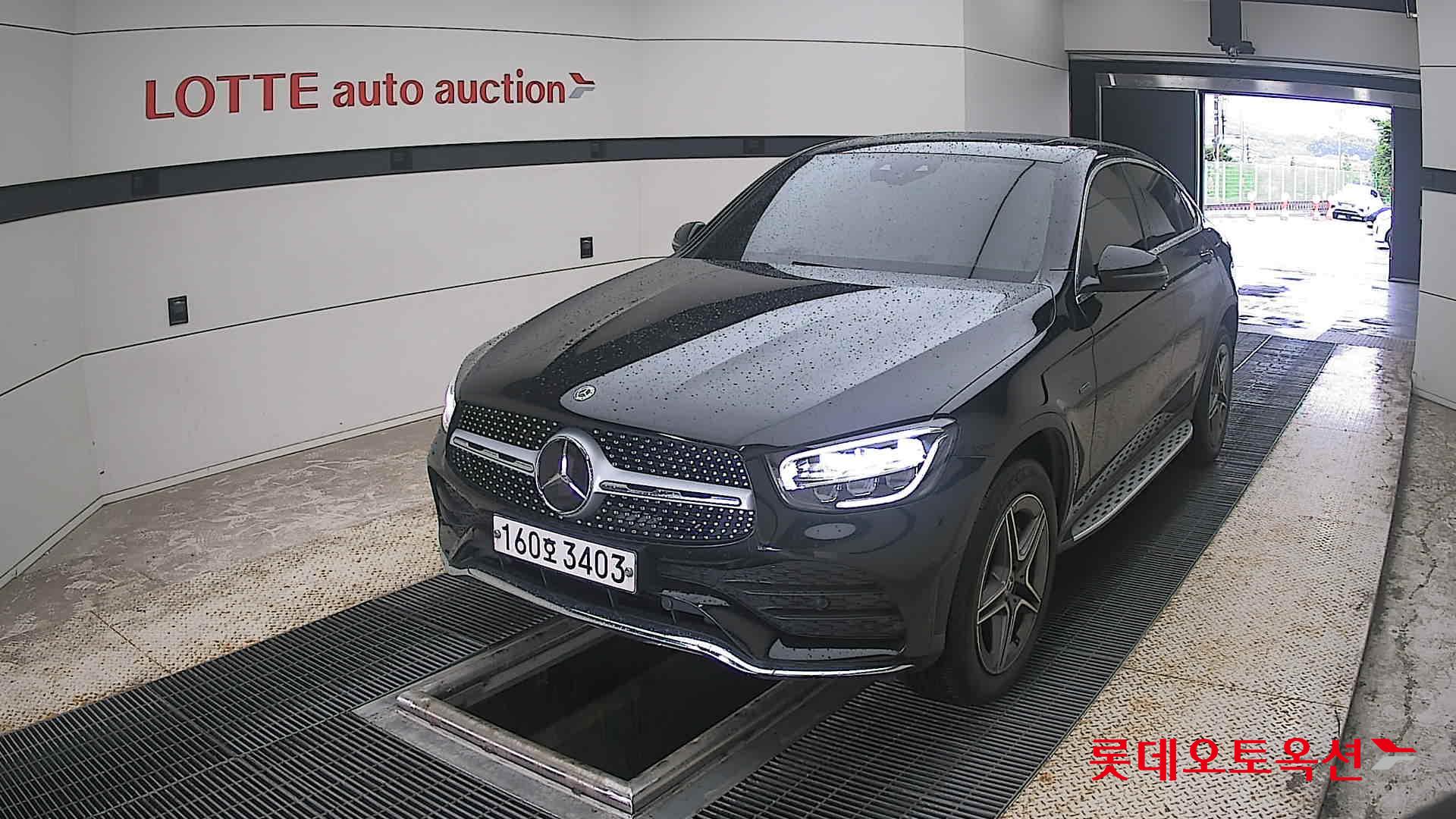 2021 - mercedes-benz glc300
