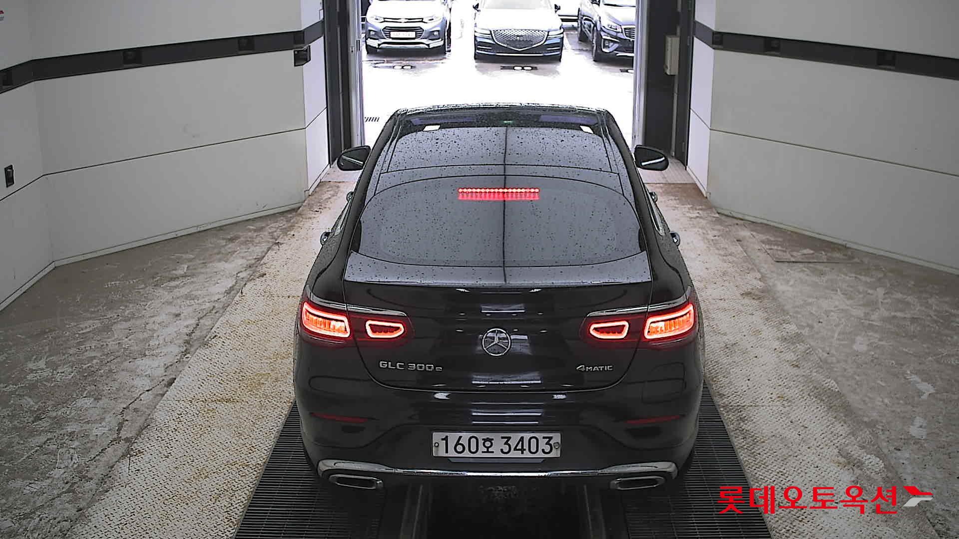 2021 - mercedes-benz glc300