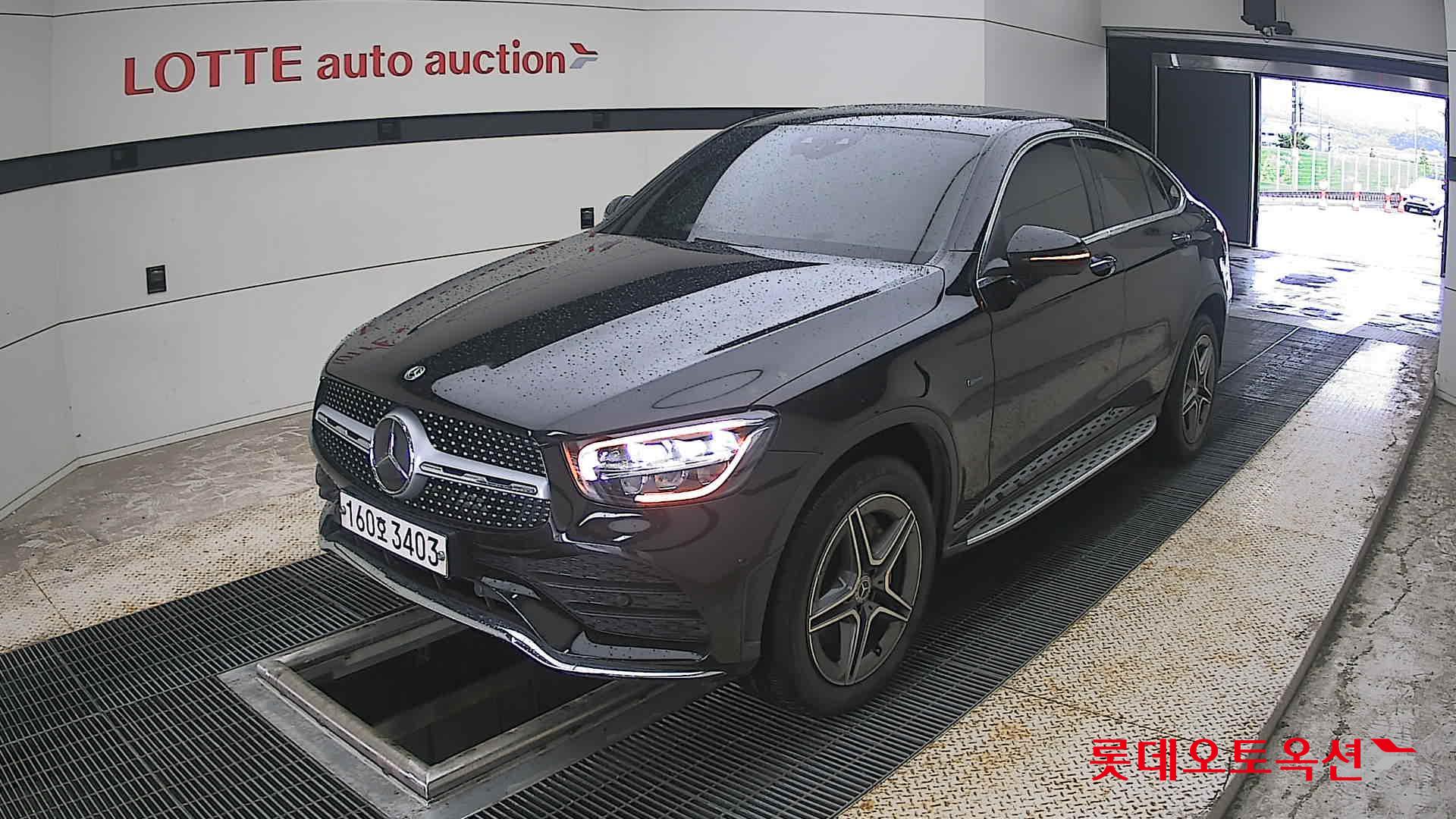 2021 - mercedes-benz glc300