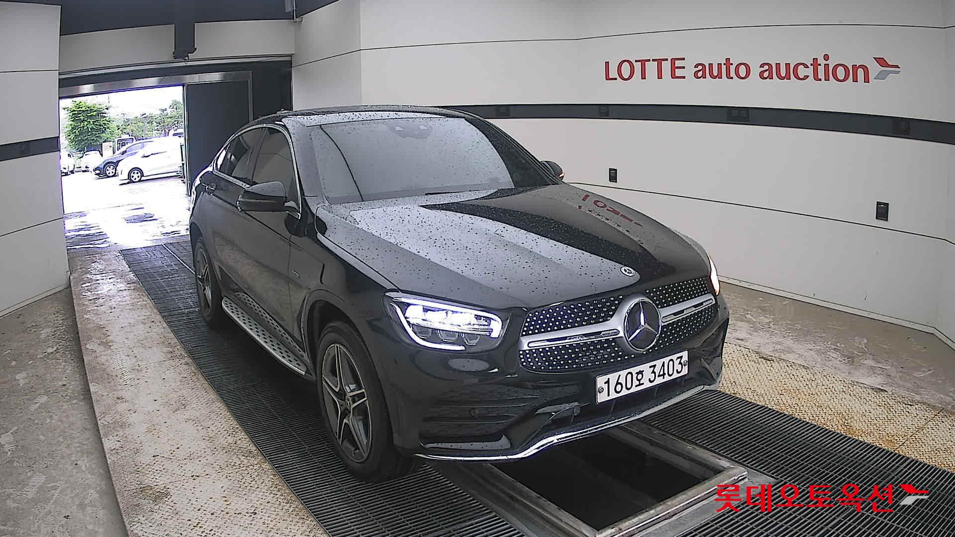 2021 - mercedes-benz glc300