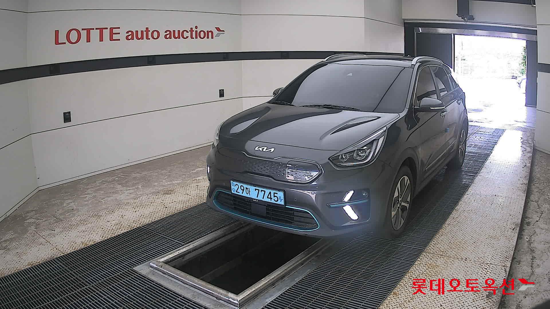 2022 - kia niro
