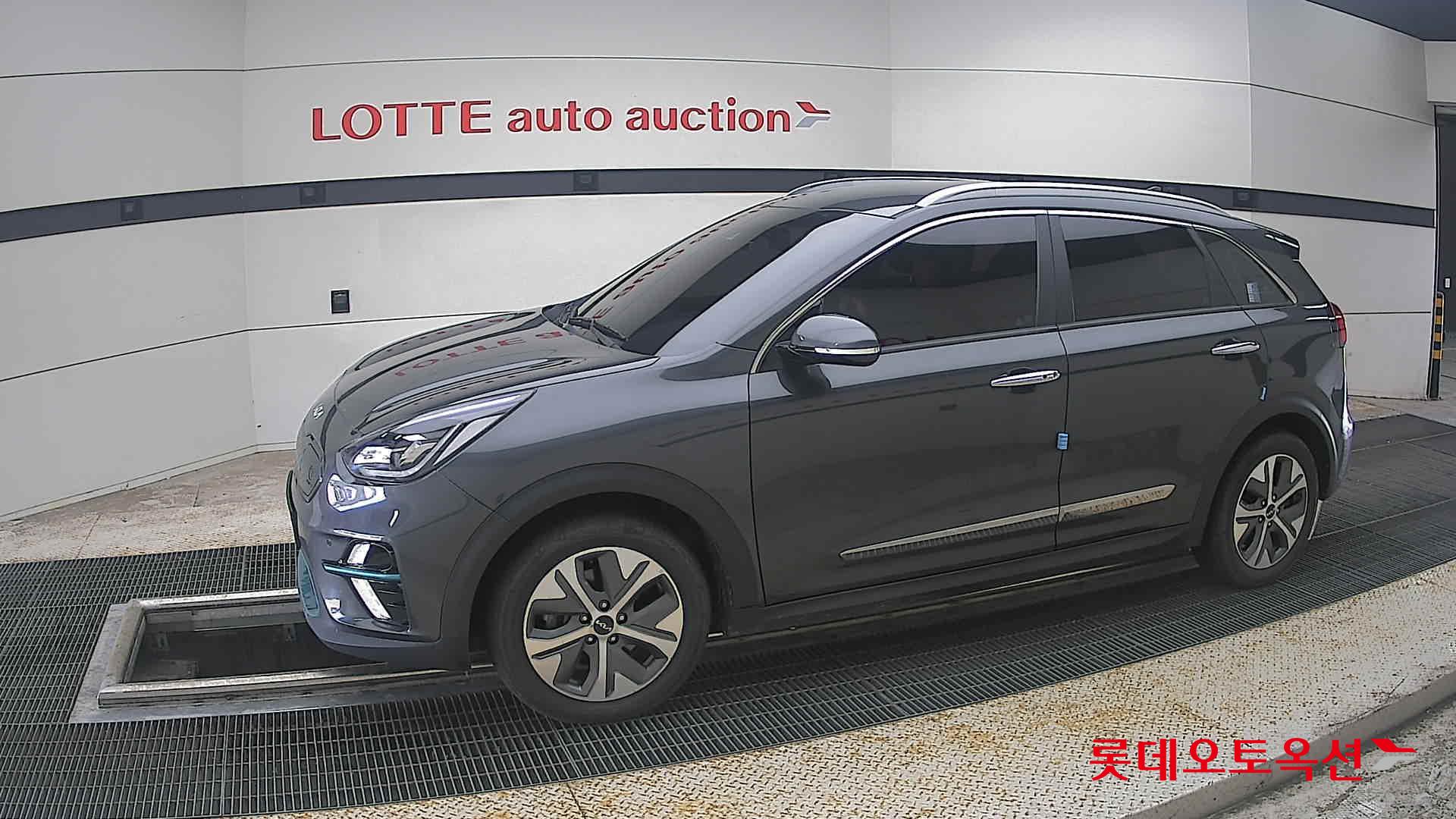 2022 - kia niro