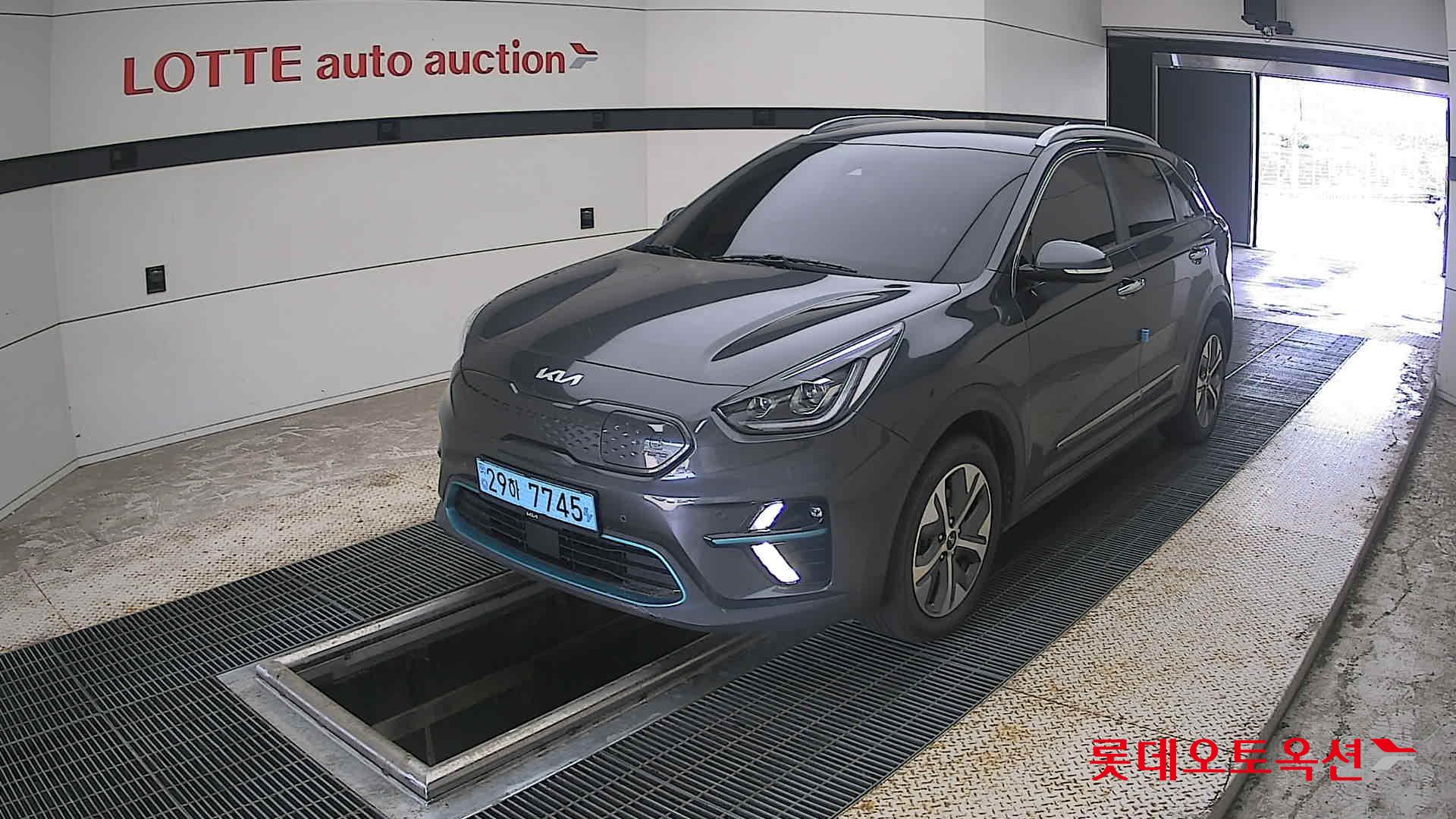 2022 - kia niro