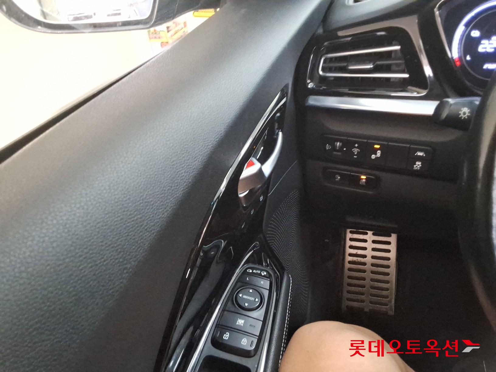 2022 - kia niro