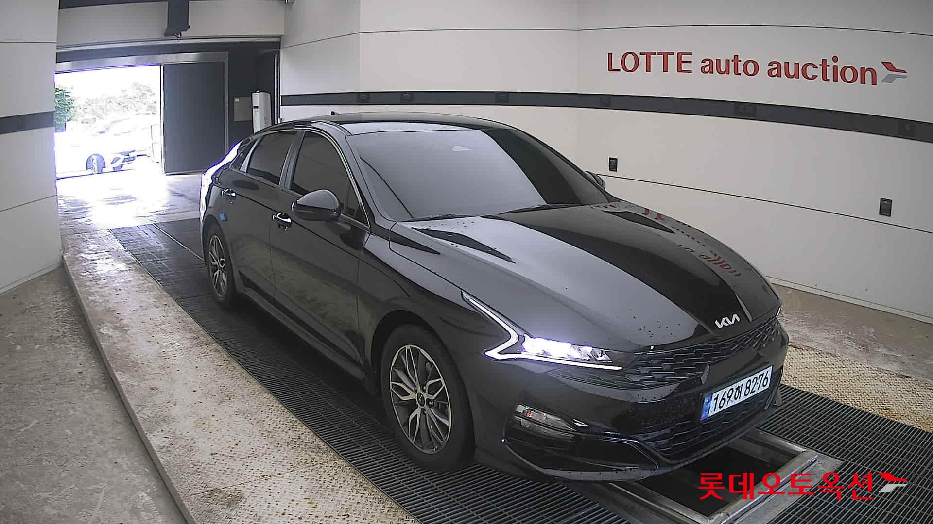 2022 - kia k5
