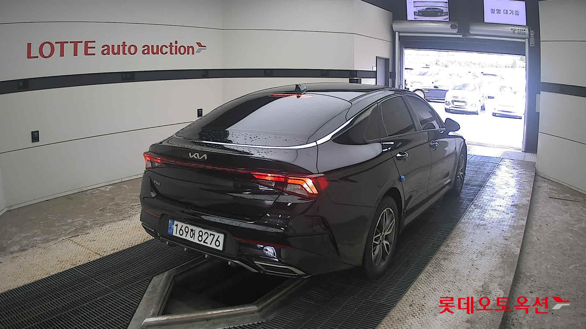2022 - kia k5