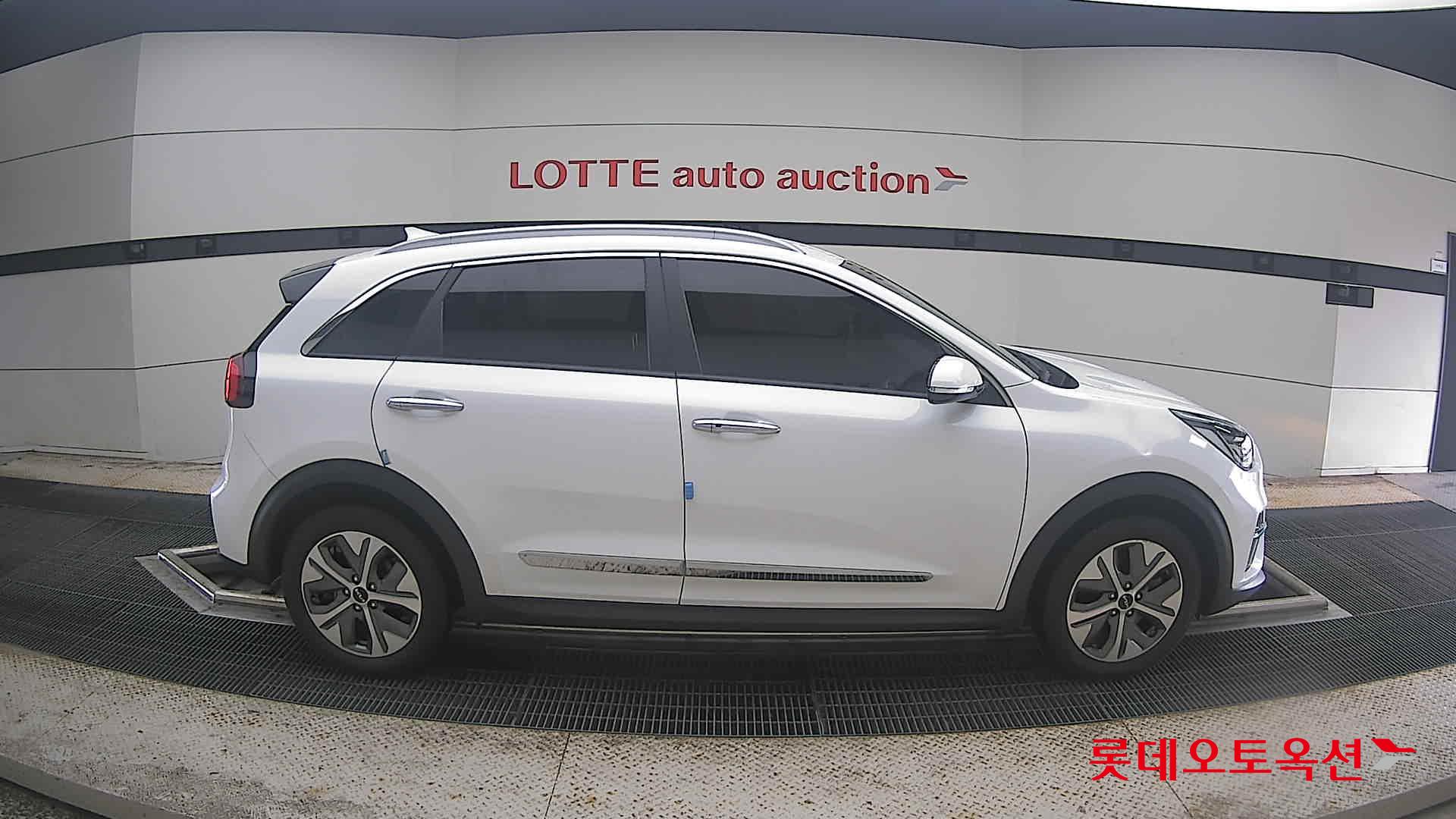 2022 - kia niro