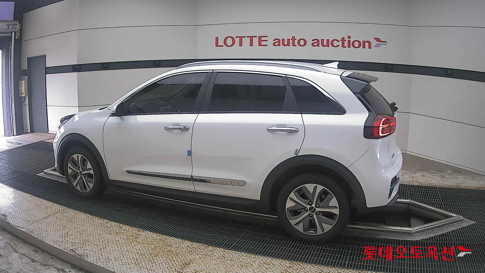 2022 - kia niro