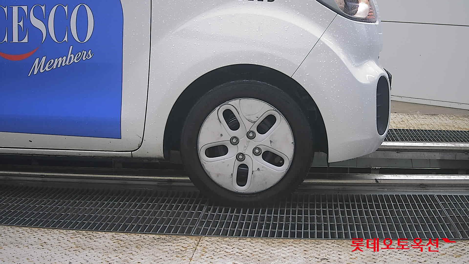 2022 - kia ray