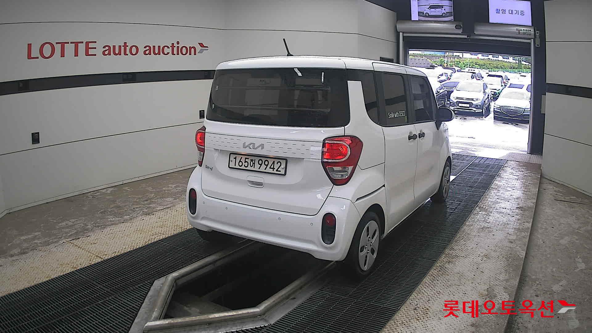 2022 - kia ray