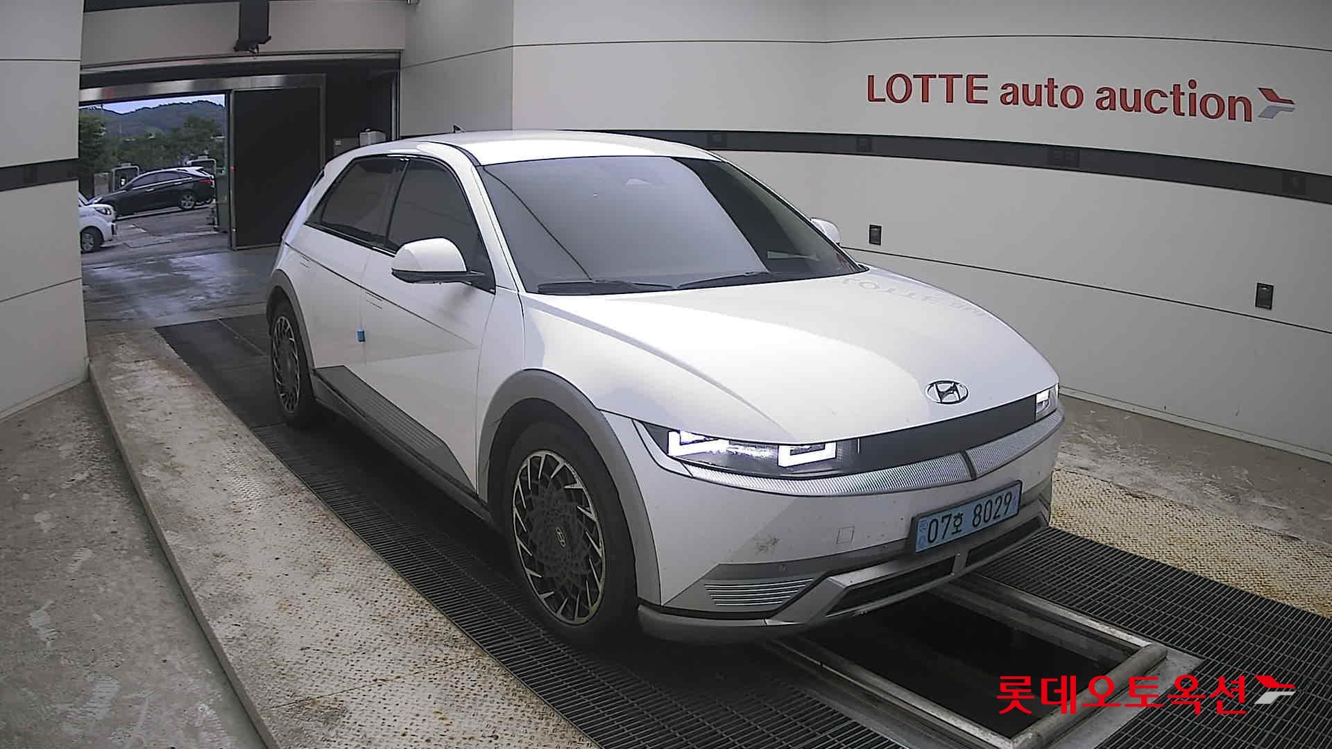 2022 - hyundai ioniq