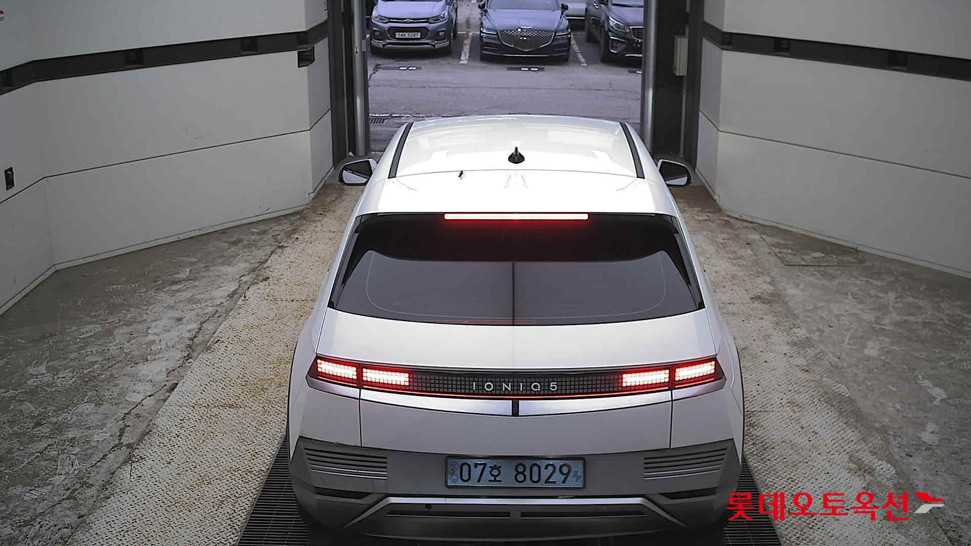 2022 - hyundai ioniq