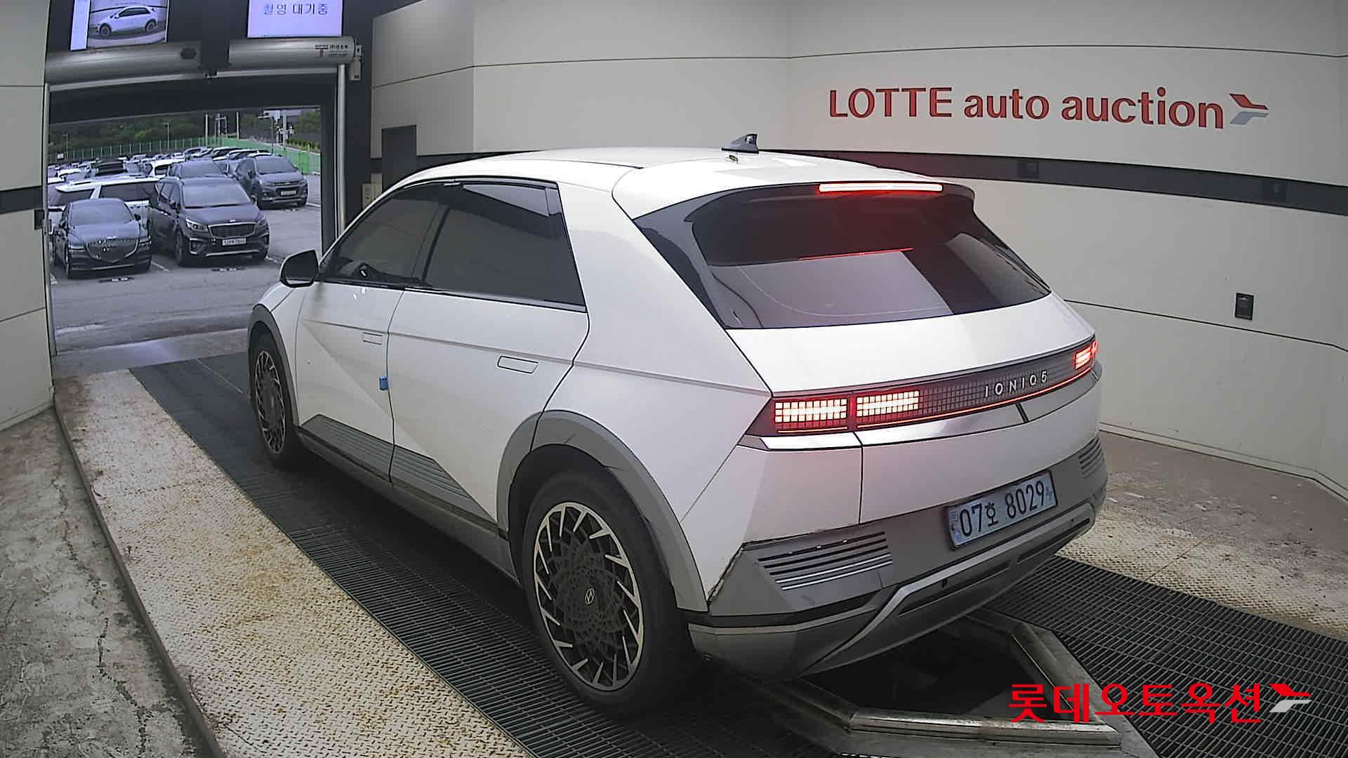 2022 - hyundai ioniq