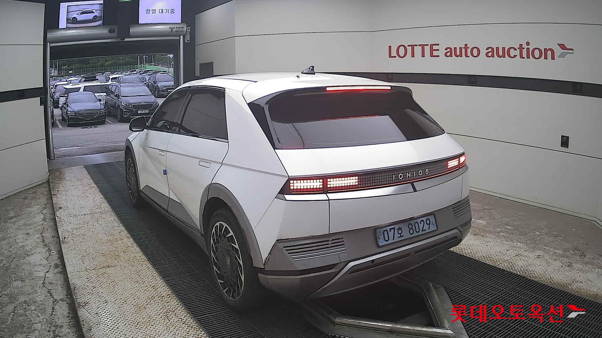 2022 - hyundai ioniq