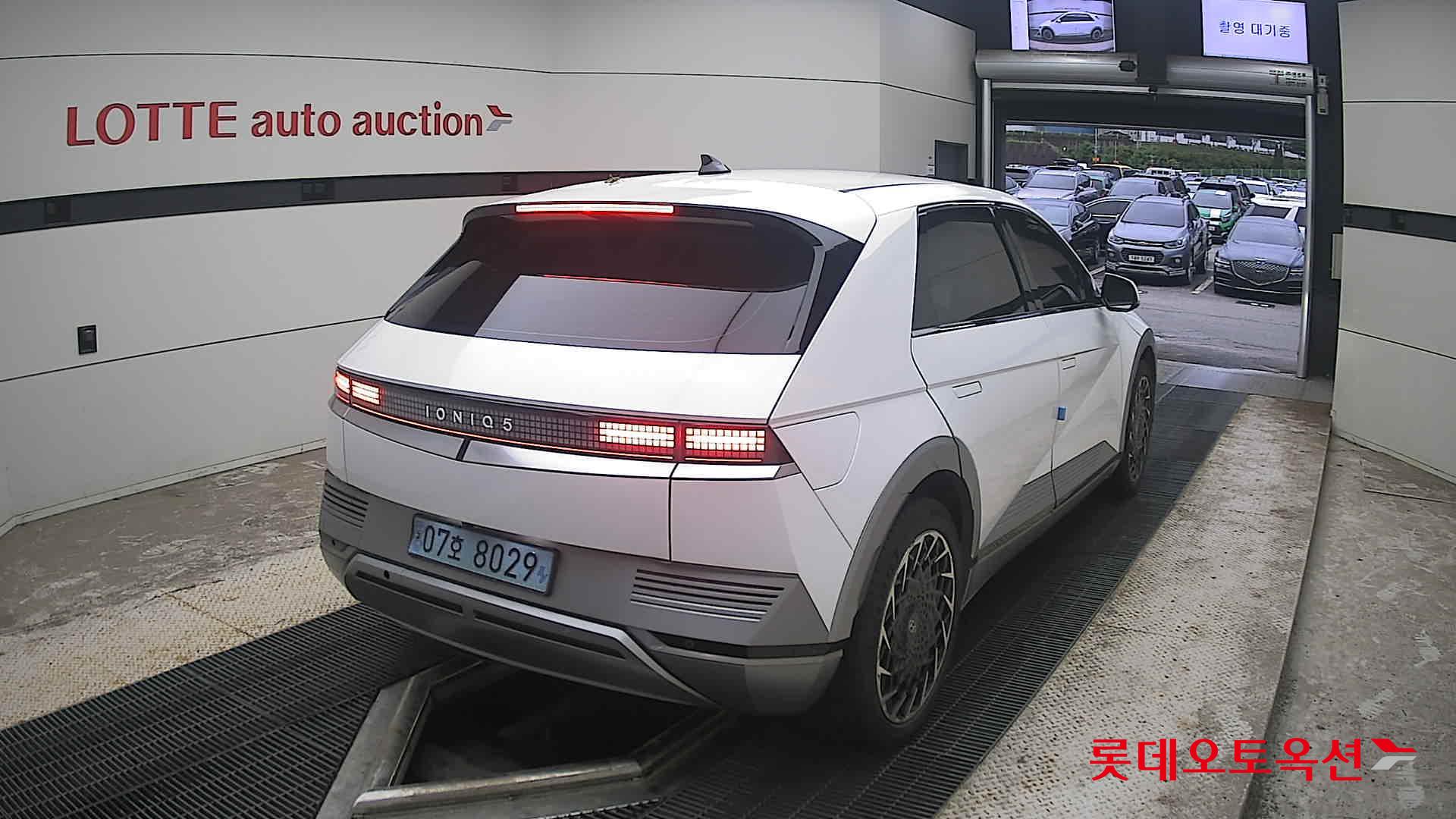 2022 - hyundai ioniq