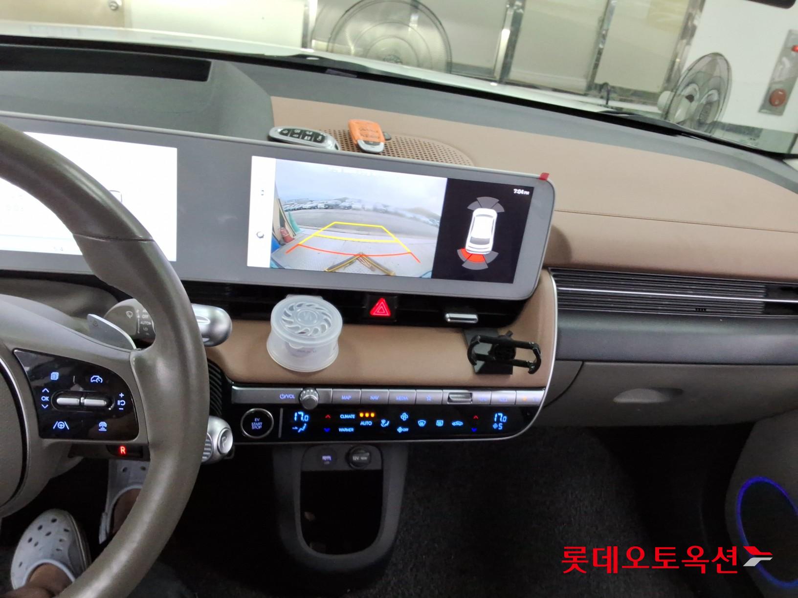2022 - hyundai ioniq