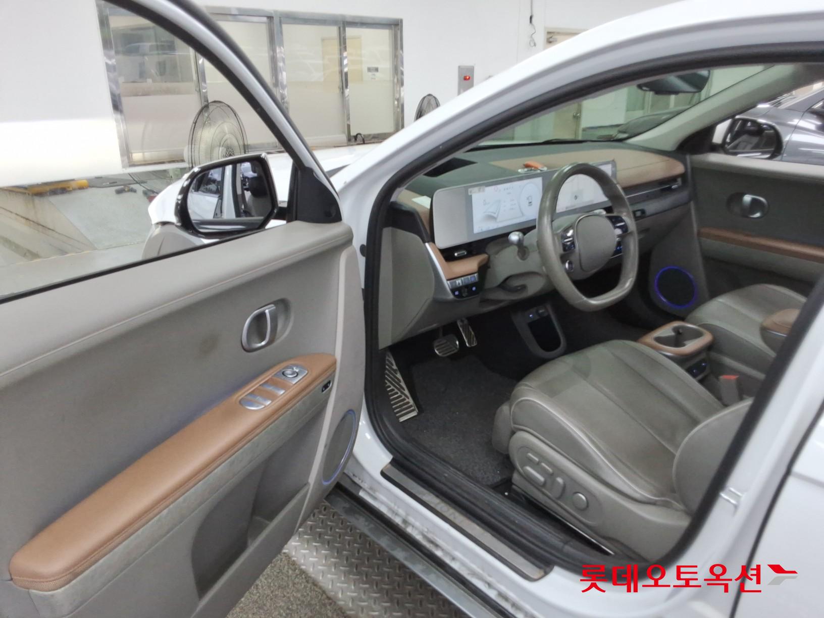 2022 - hyundai ioniq