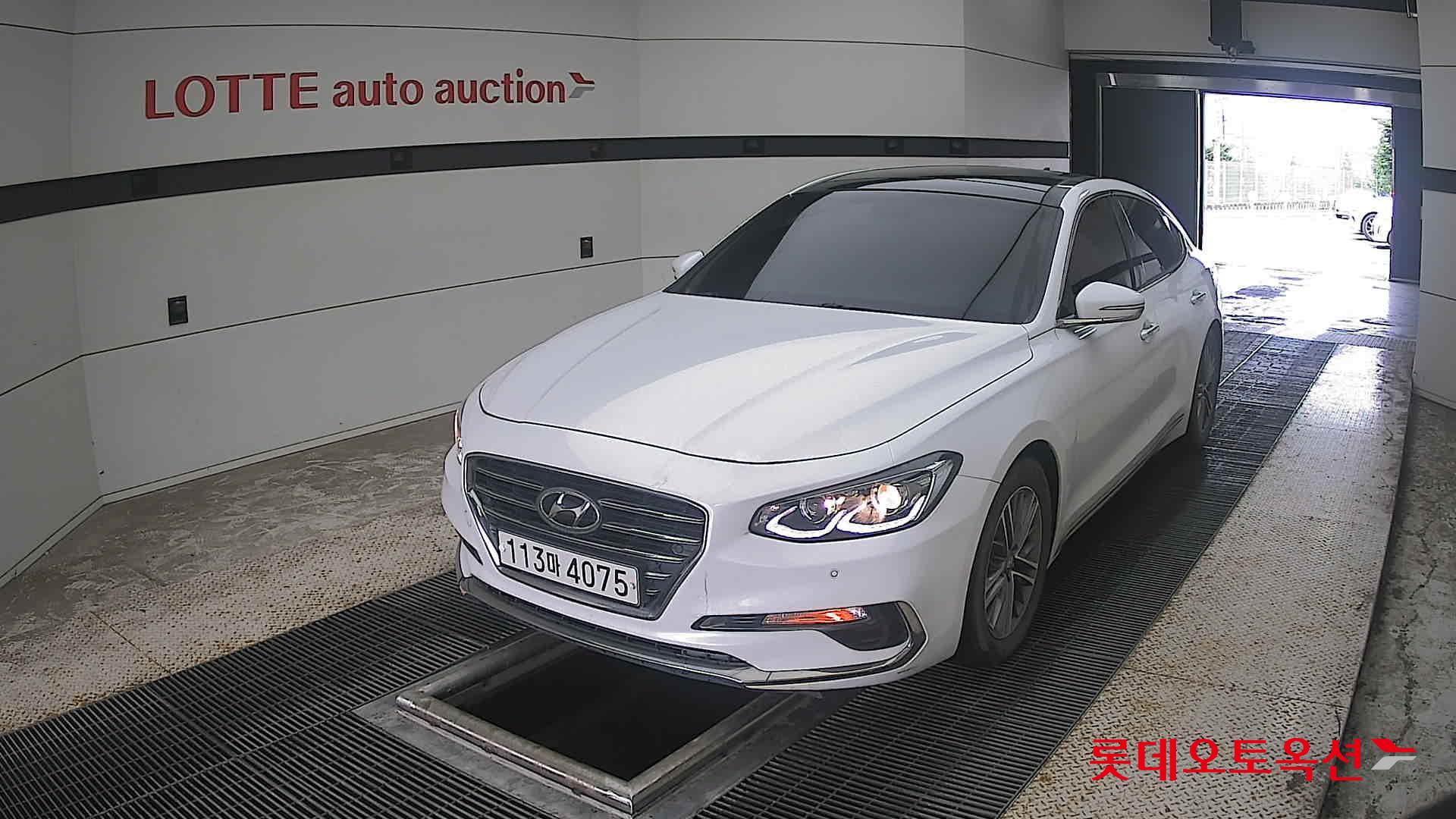 2018 - hyundai grandeur