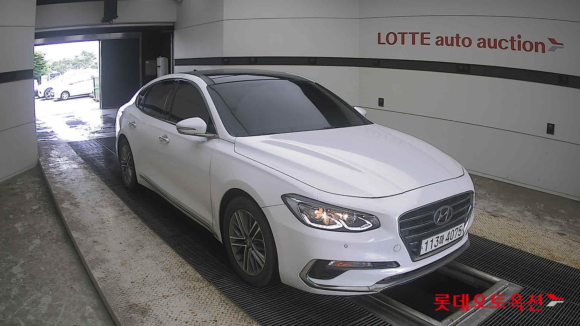 2018 - hyundai grandeur