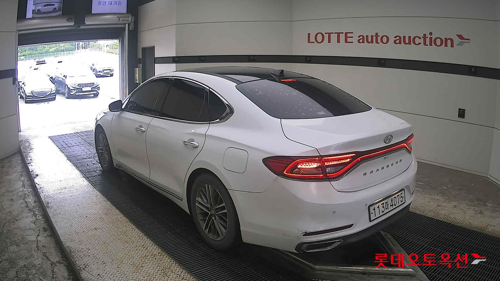 2018 - hyundai grandeur