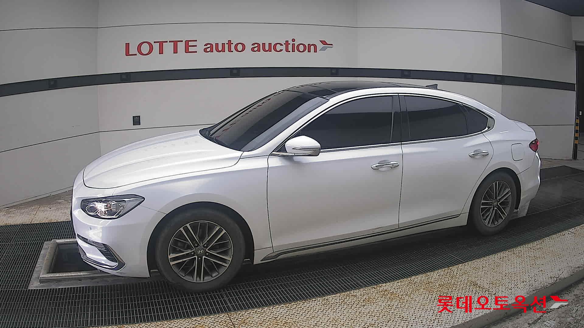 2018 - hyundai grandeur