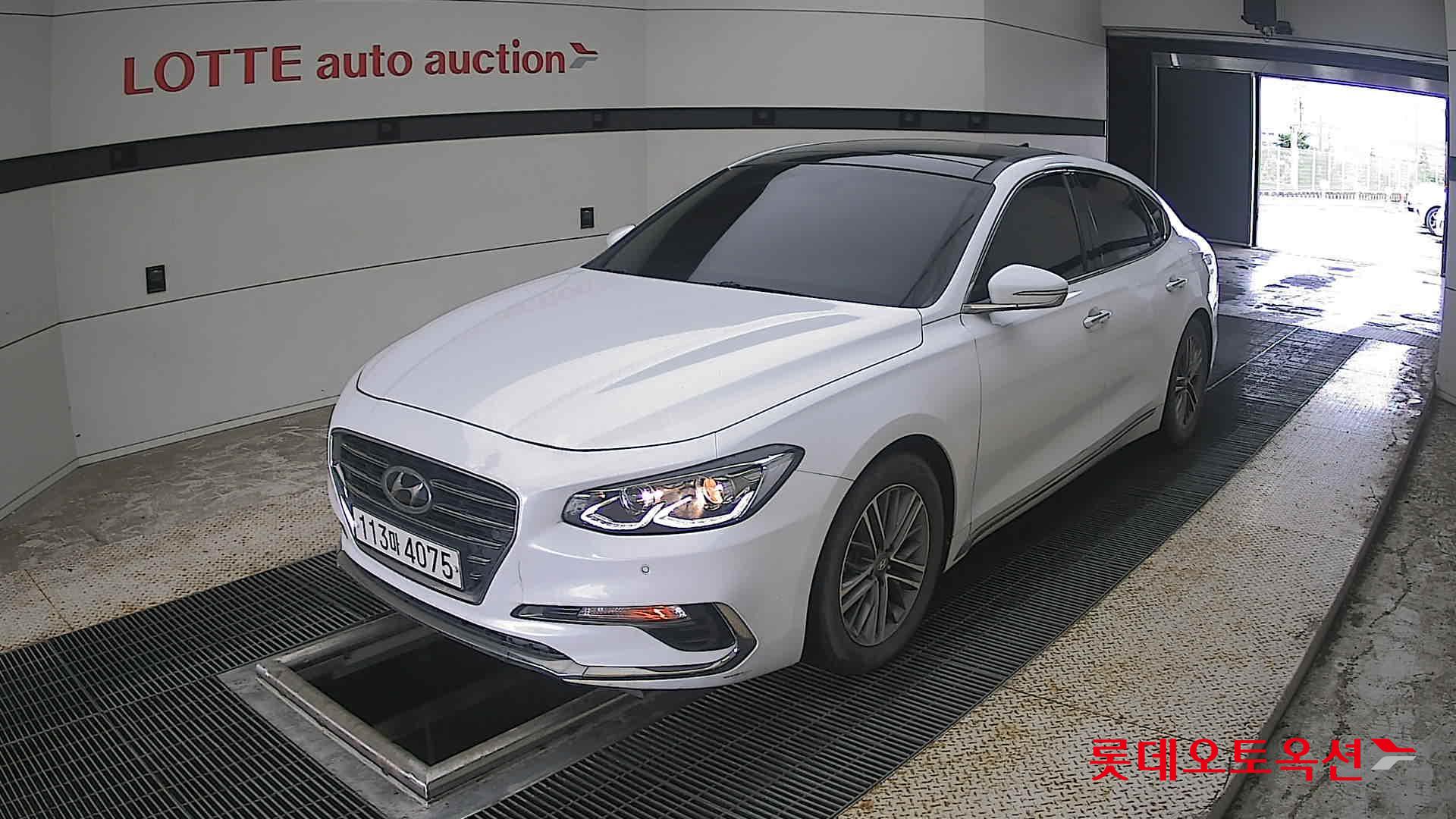 2018 - hyundai grandeur