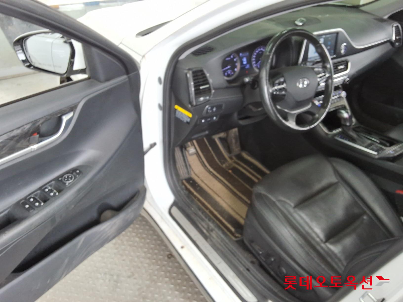 2018 - hyundai grandeur