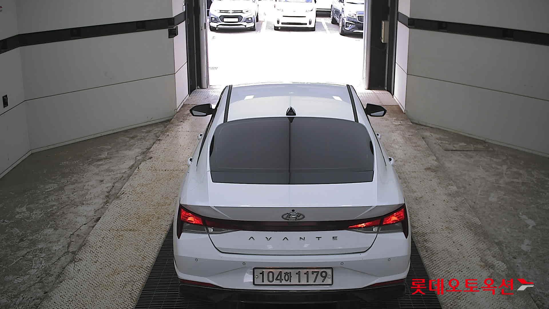 2021 - hyundai avante