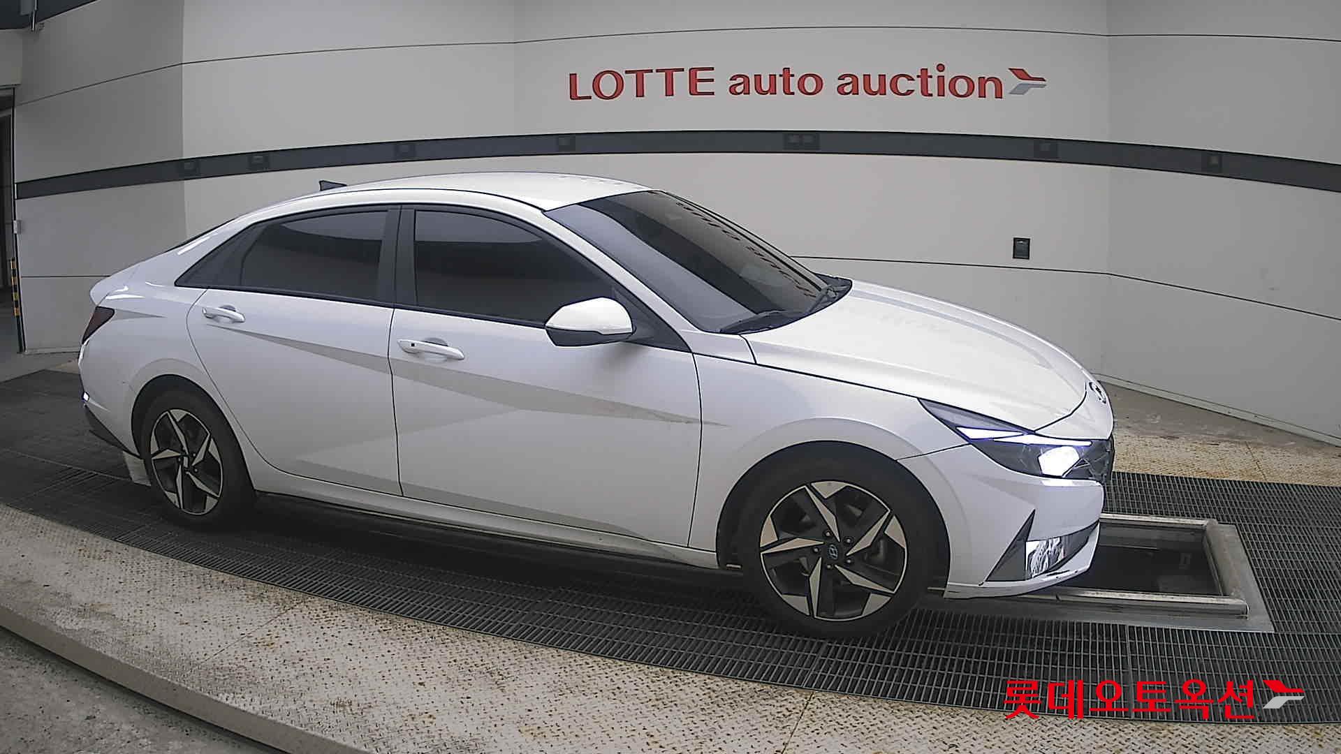 2021 - hyundai avante
