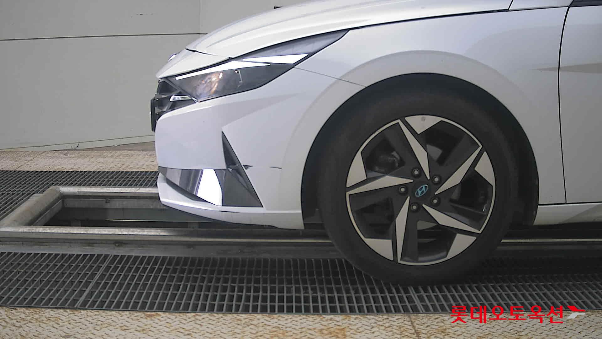 2021 - hyundai avante