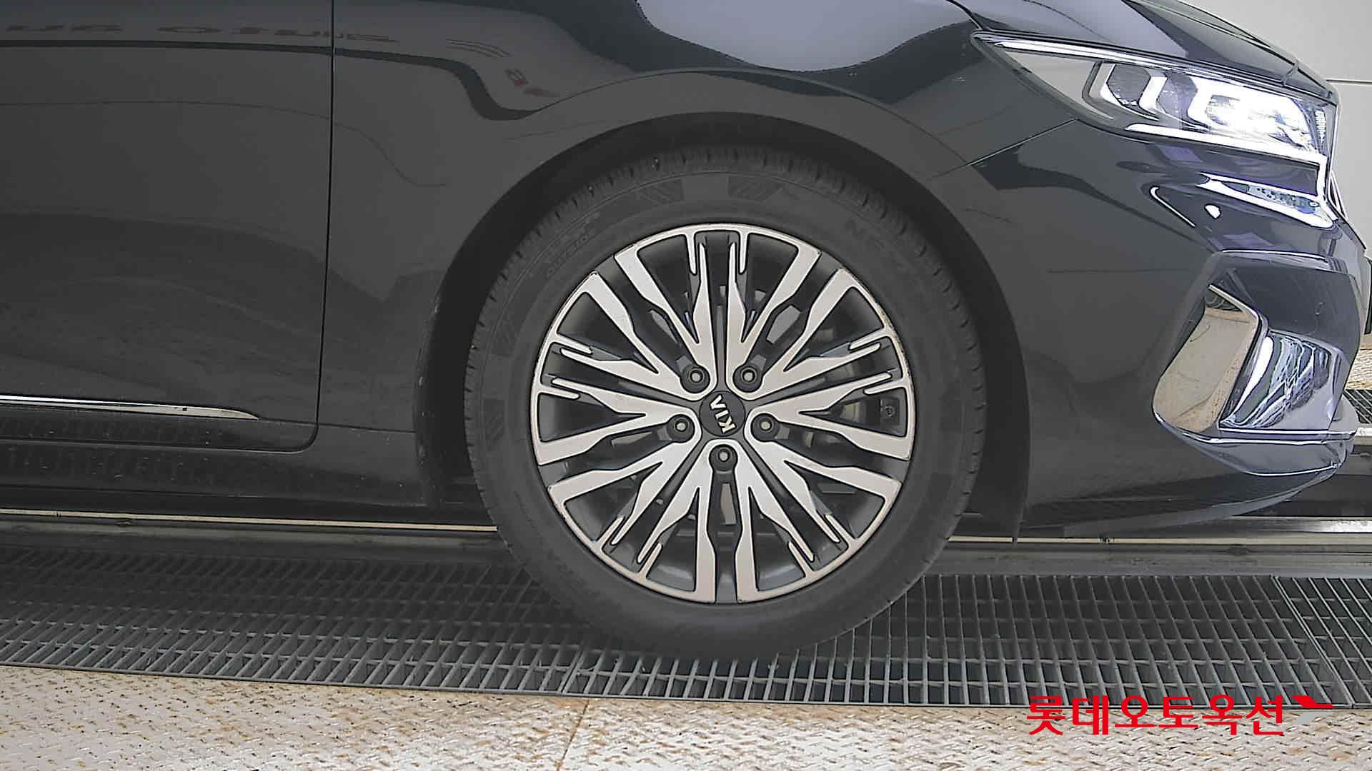 2020 - kia k7