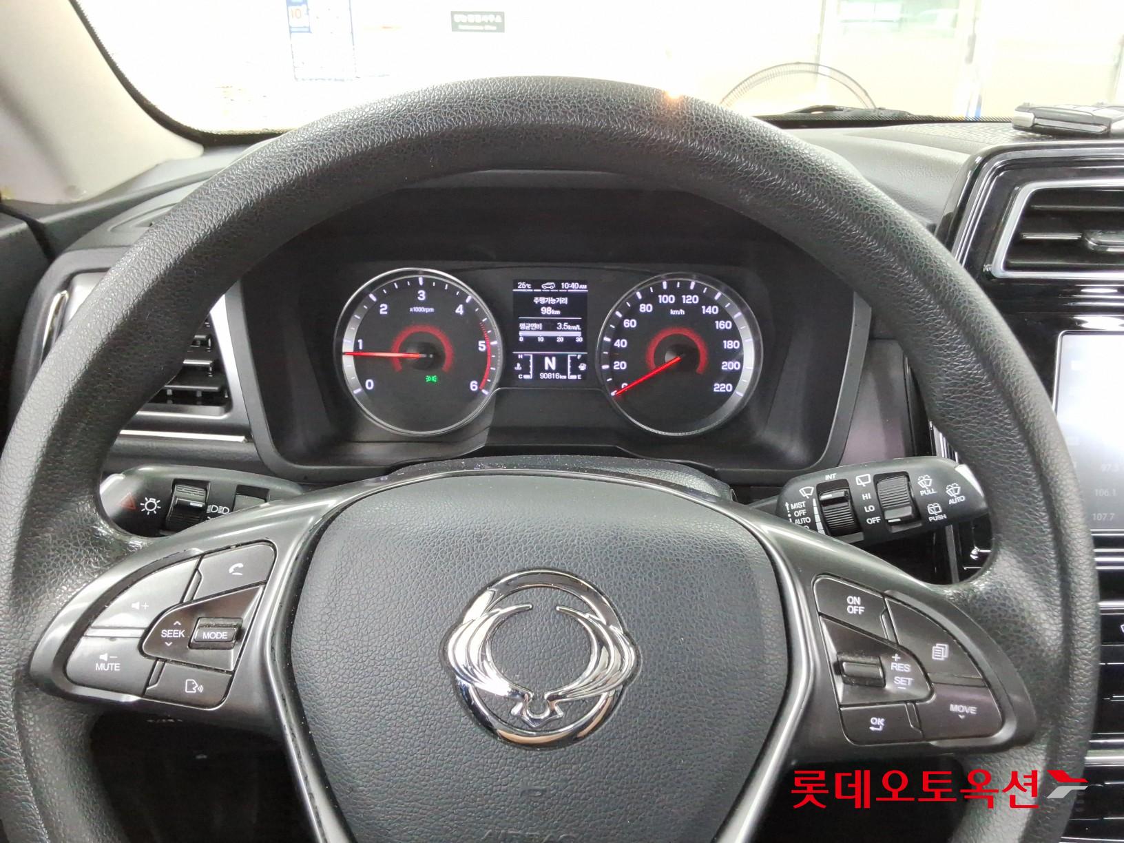 2021 - ssangyong tivoli