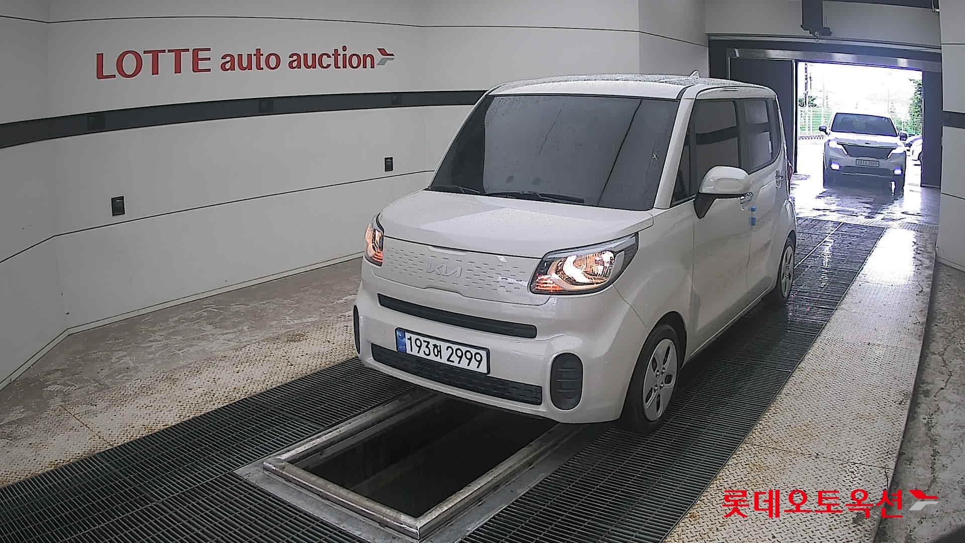 2022 - kia ray