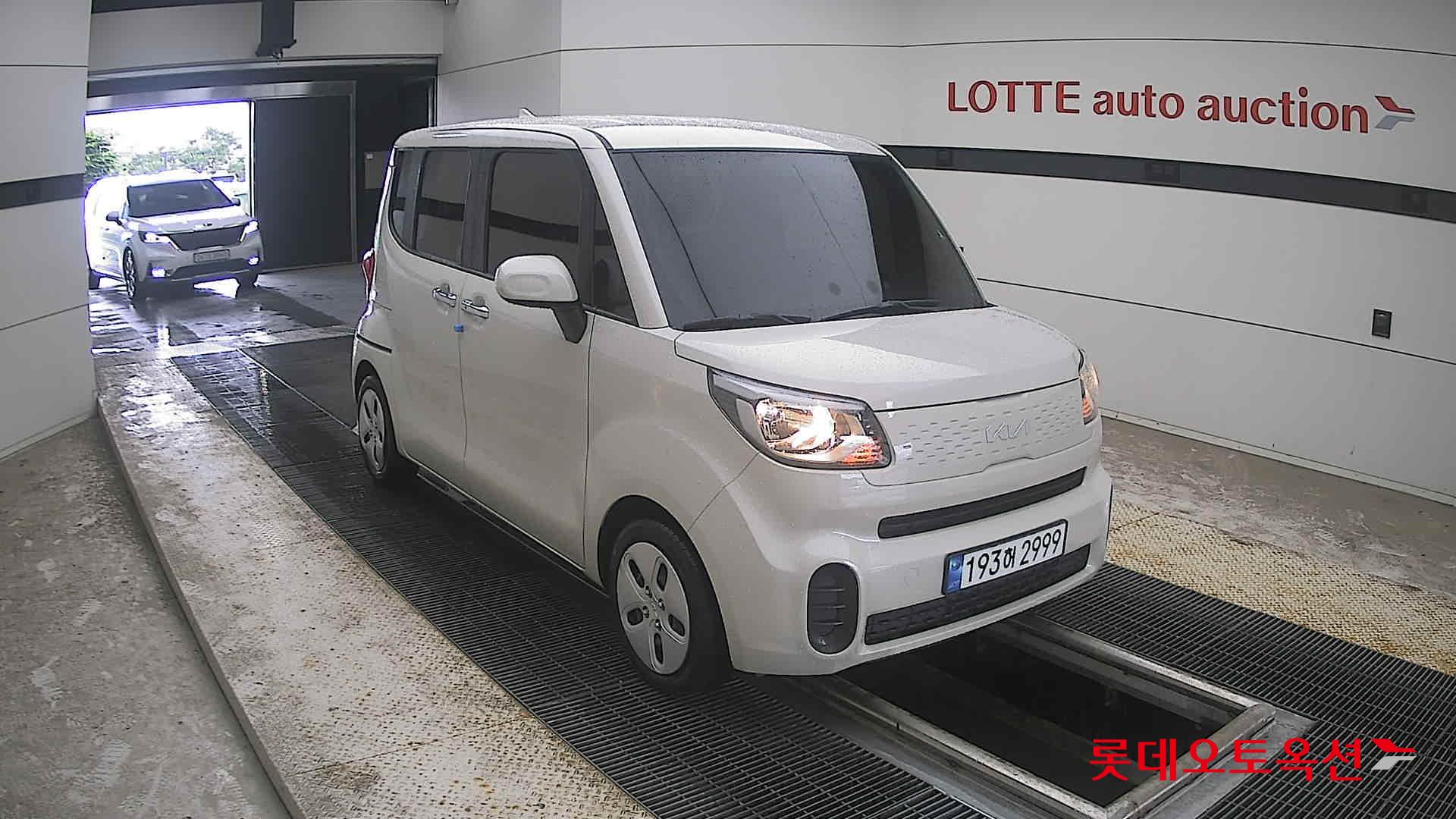 2022 - kia ray