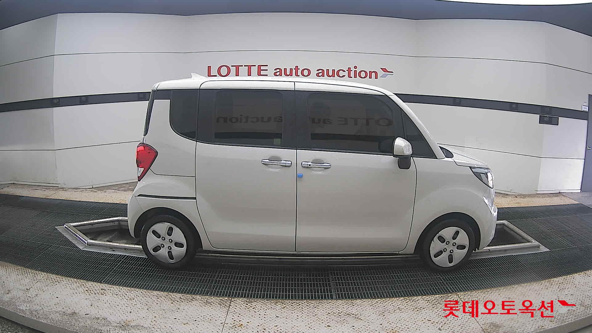 2022 - kia ray