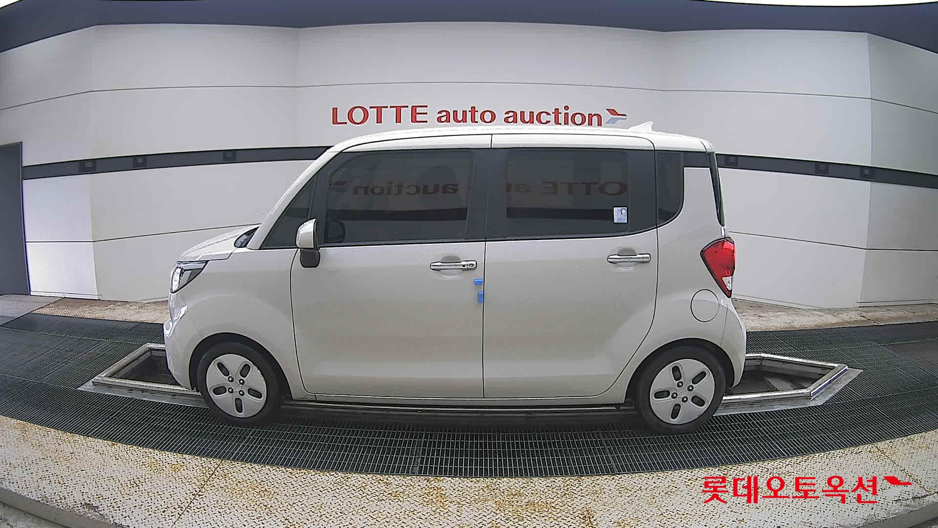 2022 - kia ray