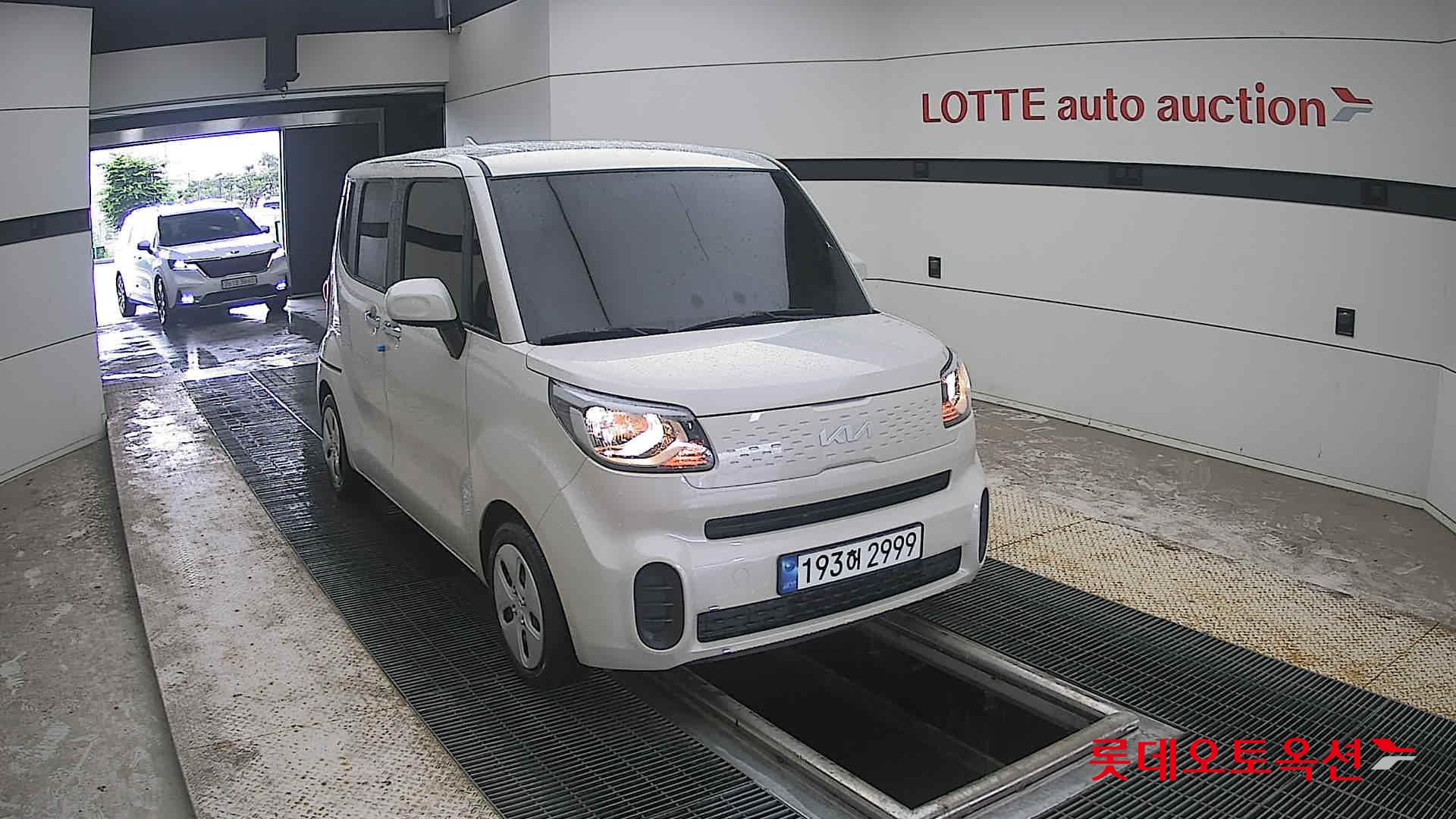 2022 - kia ray