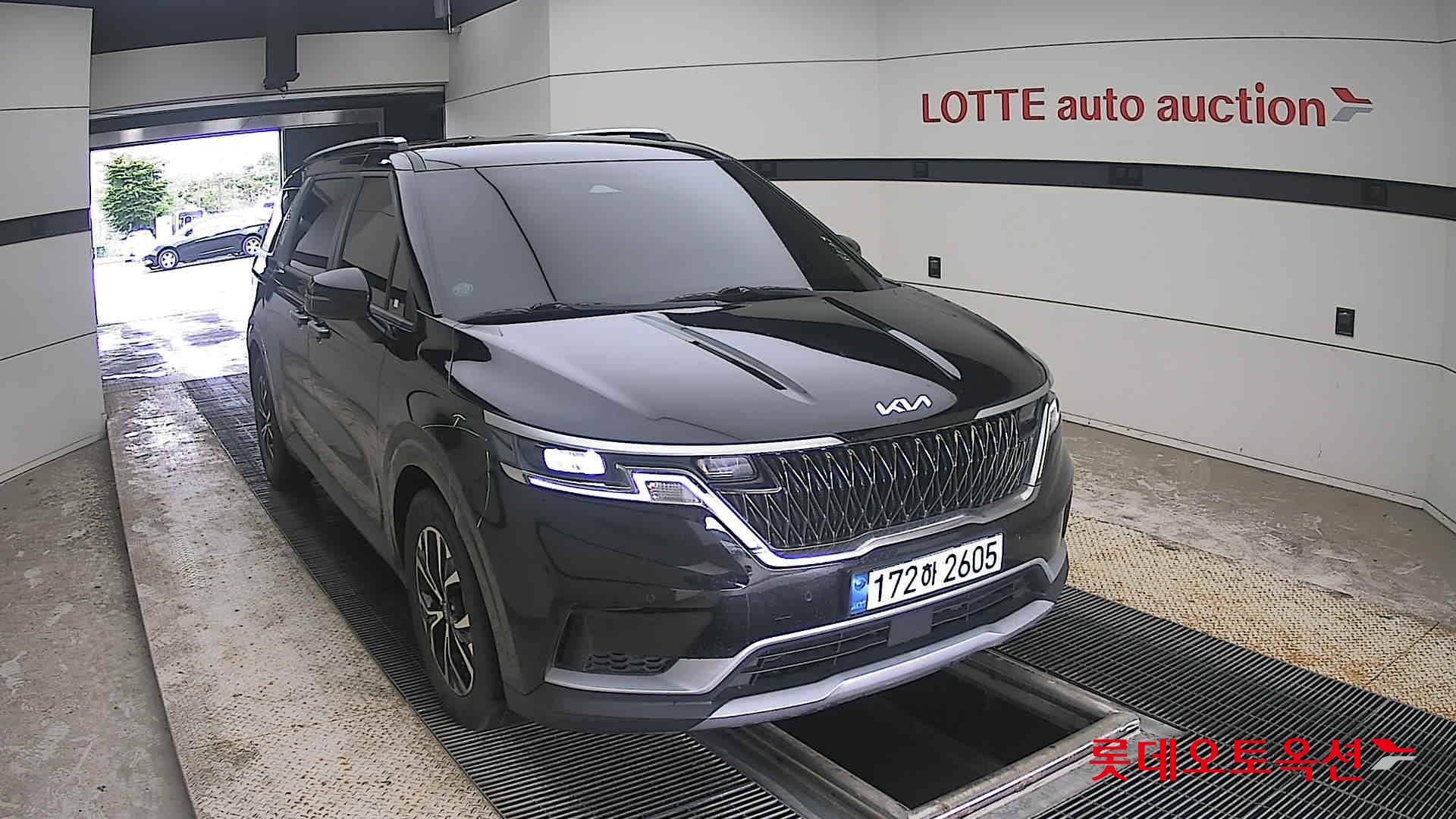2023 - kia carnival