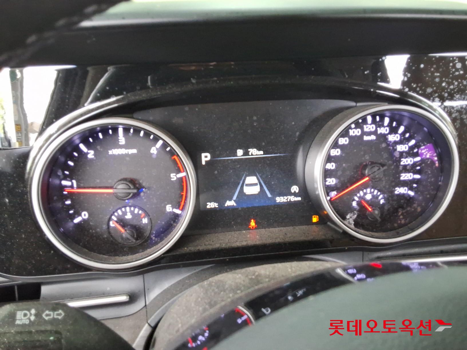 2023 - kia carnival