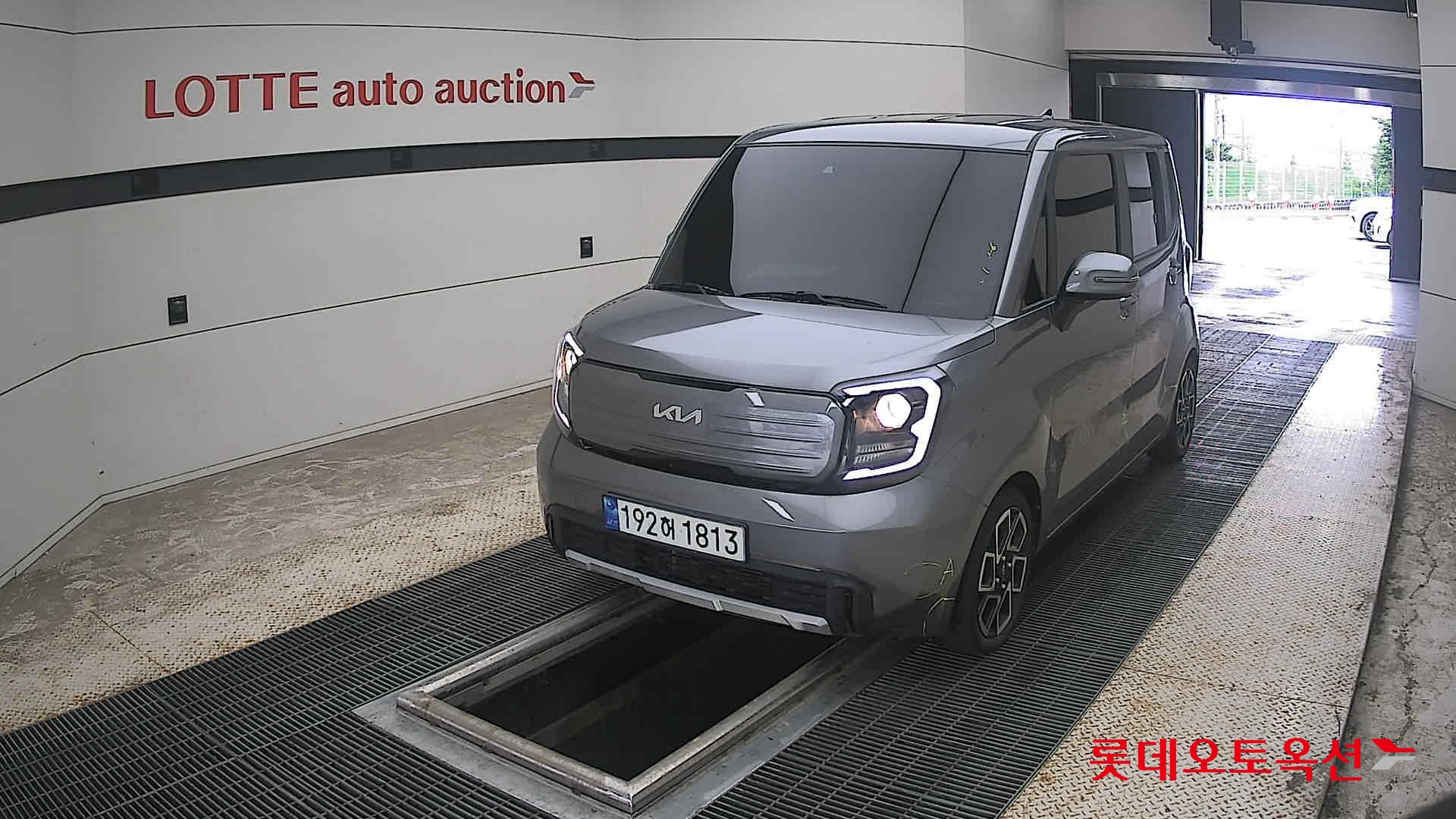 2023 - kia ray