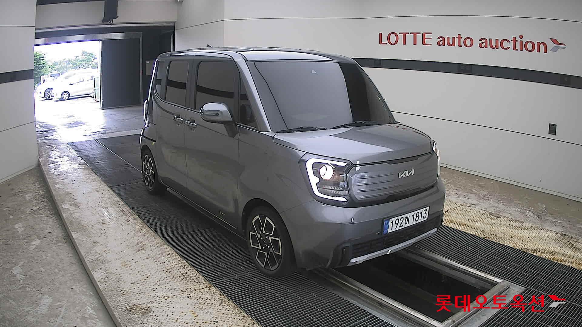 2023 - kia ray
