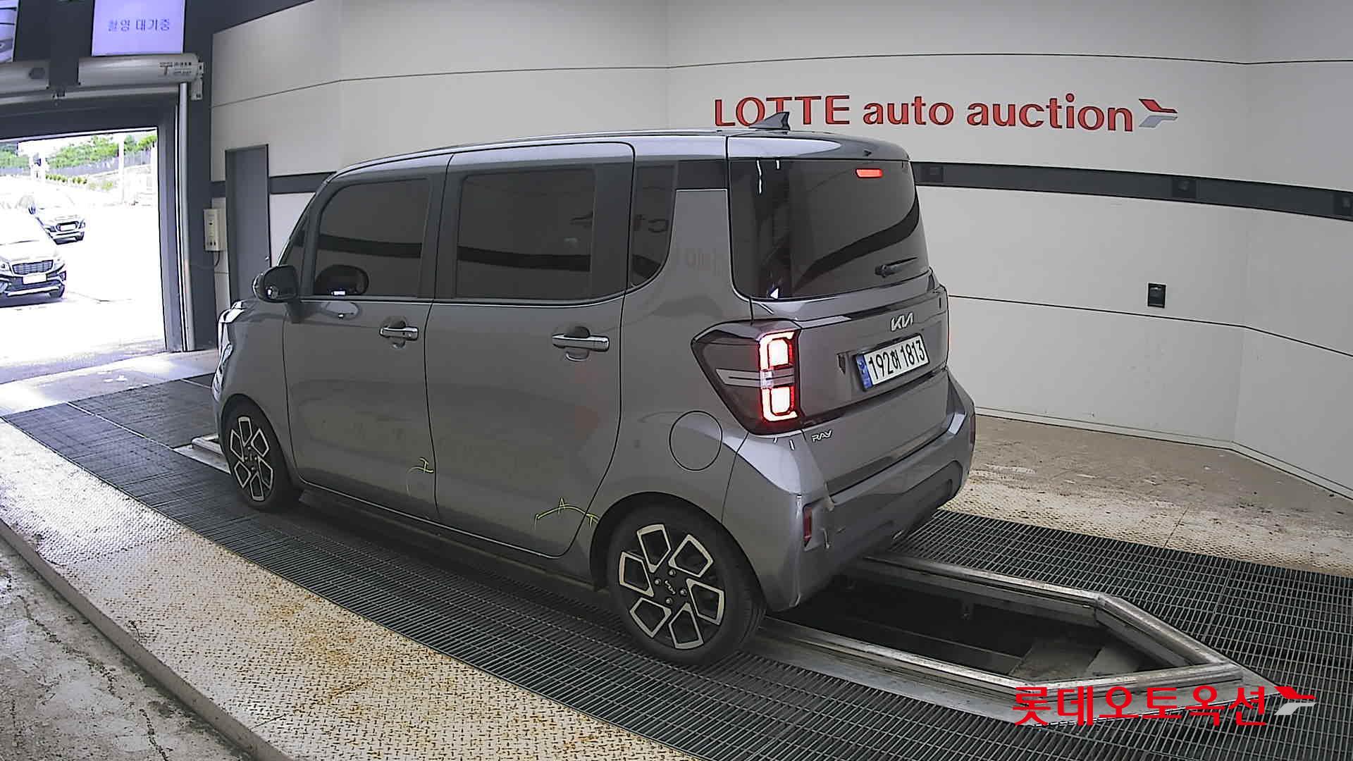 2023 - kia ray