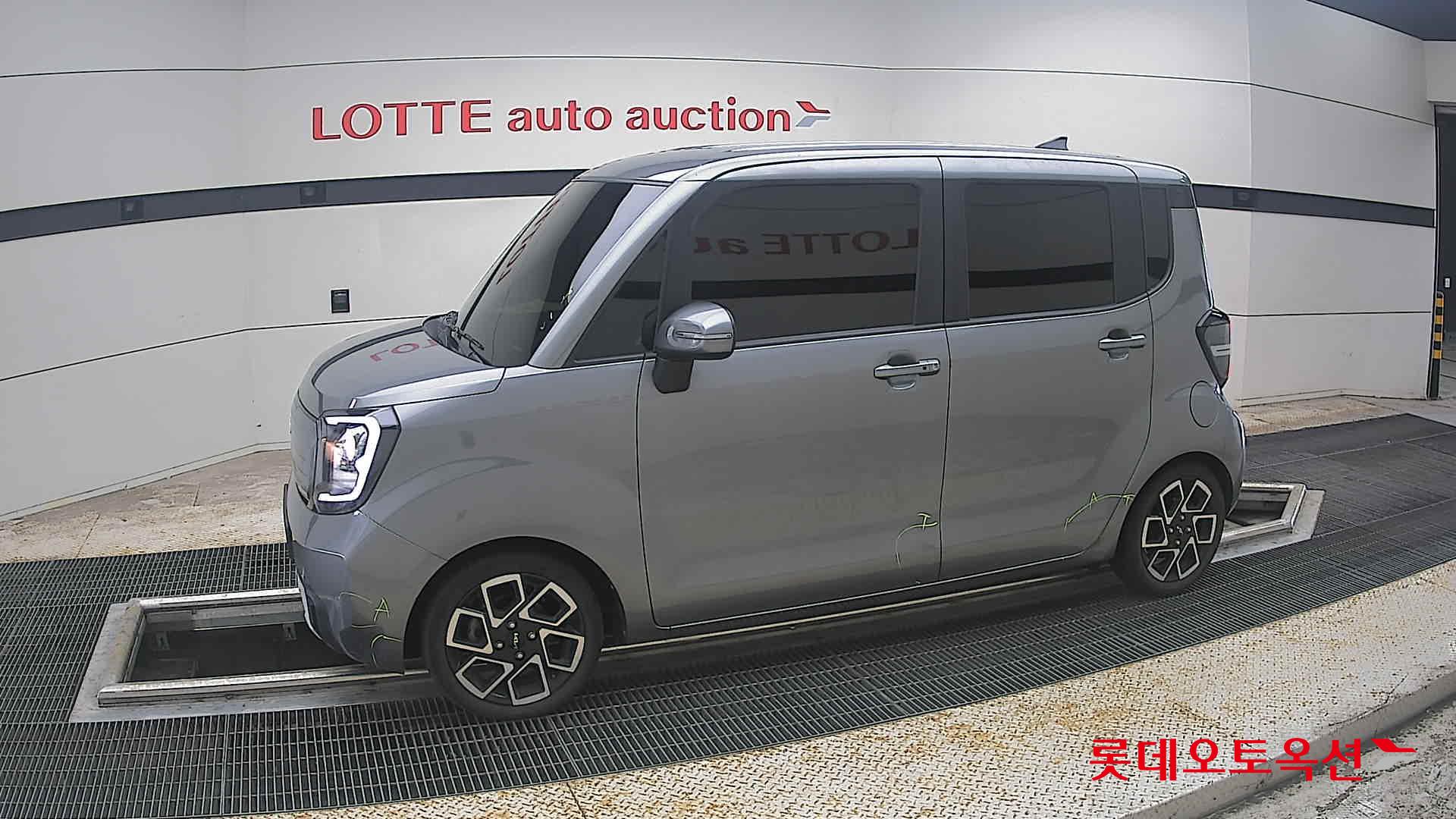 2023 - kia ray