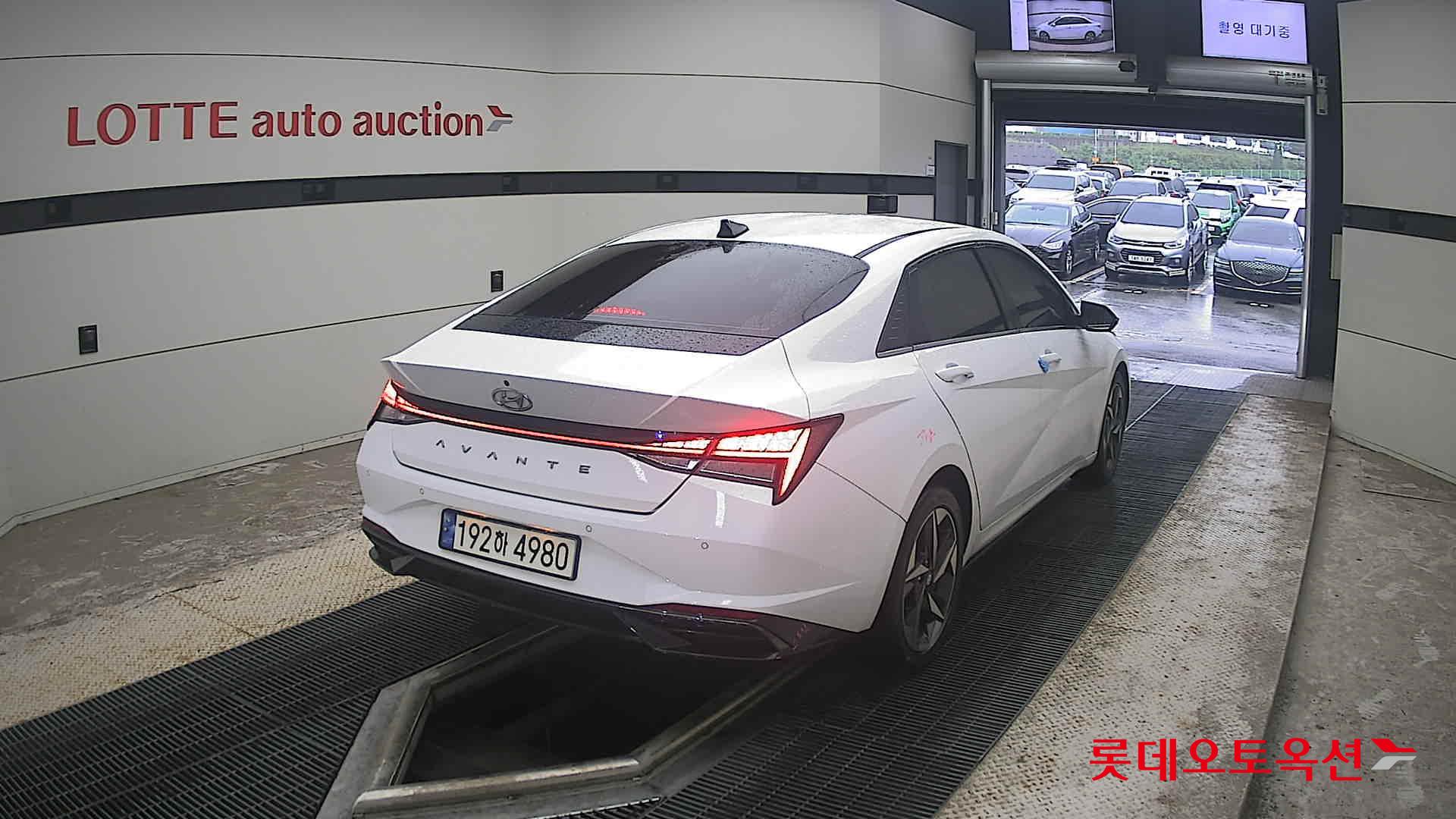 2023 - hyundai avante