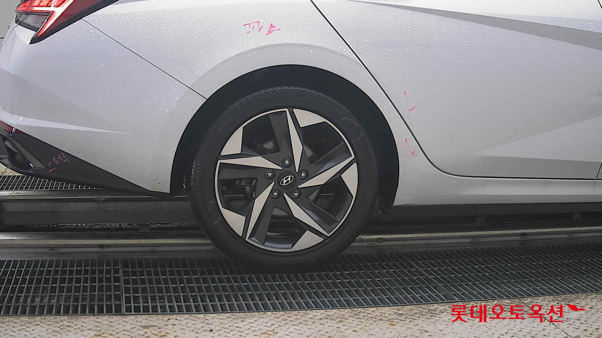 2023 - hyundai avante