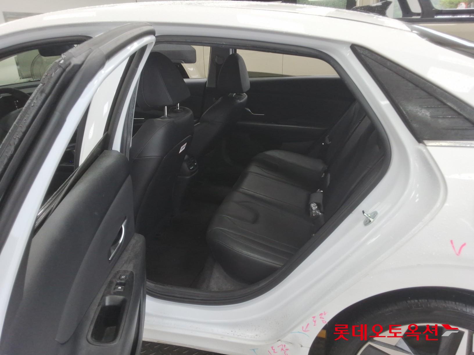 2023 - hyundai avante